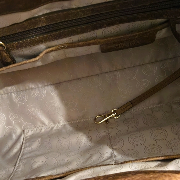 Michael Michael Kors distressed ostrich embossed leather satchel - Picture 12 of 13